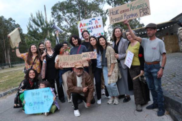 Mariana juntou-se à vigília contra exploração de minério em Montemor-o-Velho