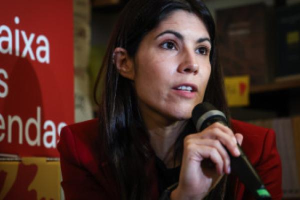 “O PSD está de cabeça perdida”, afirma Mariana Mortágua